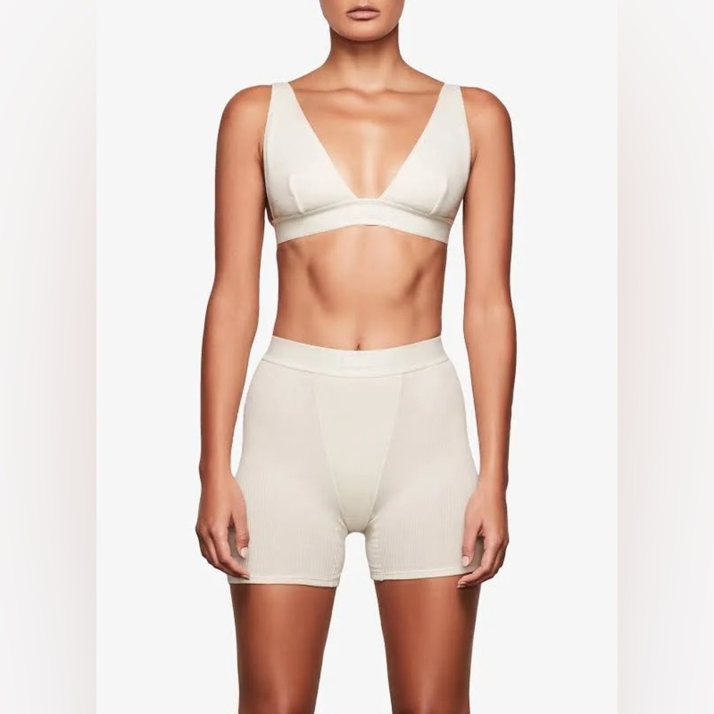 Skims Cotton Rib Boxer - Picture 3 of 11